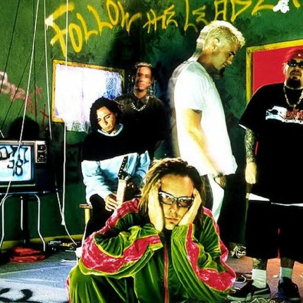Korn 3 Color Band Sticker