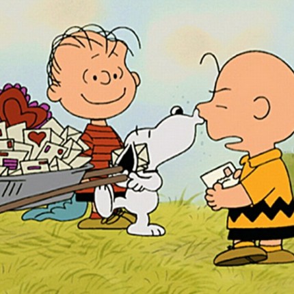 Charlie Brown and Snoopy Kiss Color Decal