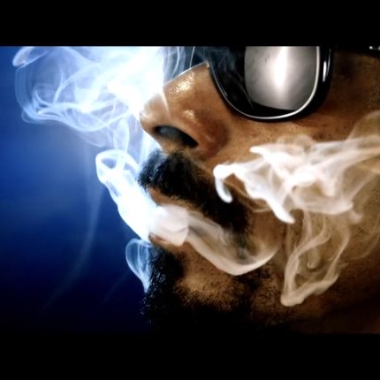 Snoop Dogg Smokin Sticker