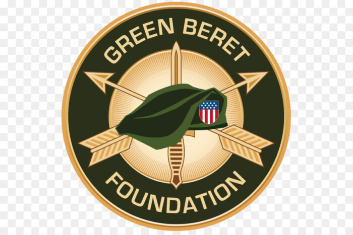 GREEN BERET FOUNDATION STICKER